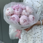 Букет из 9 пионов в Минске