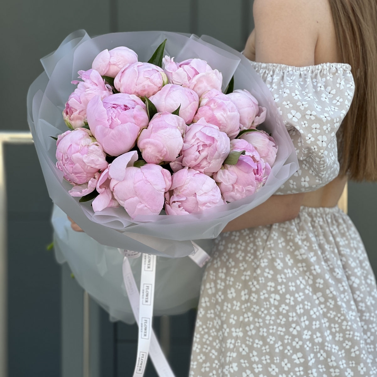 Букет из 15 пионов в Минске