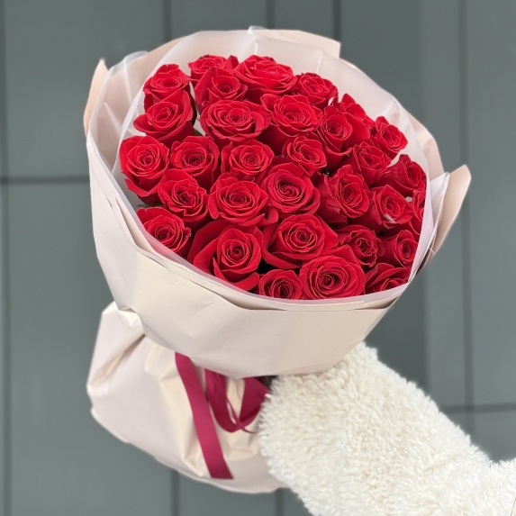 Букет Простая романтика из 31 красной розы