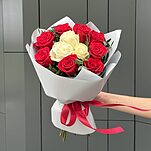 Букет Фея из красных и белых роз