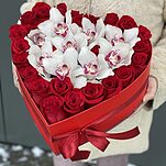 Сердце из красных роз Влюбленное сердце