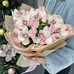 Букет Роскошь из тюльпанов и цимбидиума