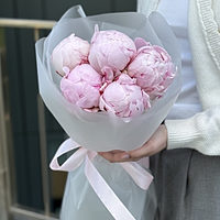 Букет Лиора из 5 пионов