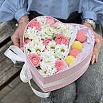 Коробка Лакримоза из кустовой розы, хризантемы