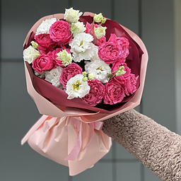 Букет Акварель из эустомы и кустовой розы Джульетта