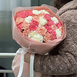 Букет Брют из 29 сортовых диантусов