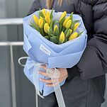 Букет Магия Весны из 15 желтых тюльпанов