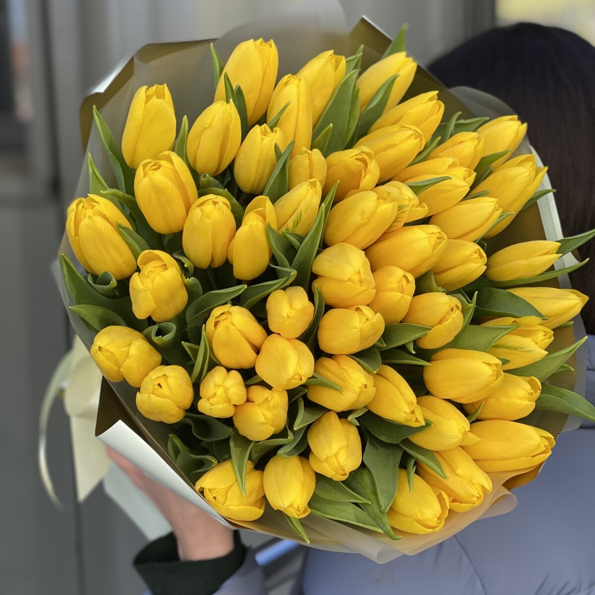 Букет Магия Весны из 51 желтых тюльпанов