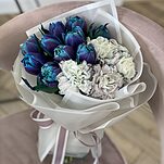 Букет Неземной из тюльпанов и диантуса