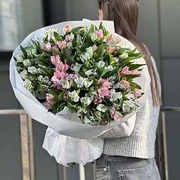 Букет Созвездие из 25 альстромерий