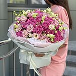 Букет Летний вечер Макси из пионовидных роз мисти баблс и эустомы