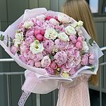 Букет Аликанте из пионов, гортензии, роз и эустомы