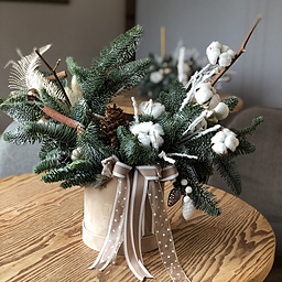 Коробка Светлое Рождество из нобилиса, хлопка и декора