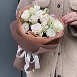 Букет Мелодия Души из нарциссов, эустомы и роз