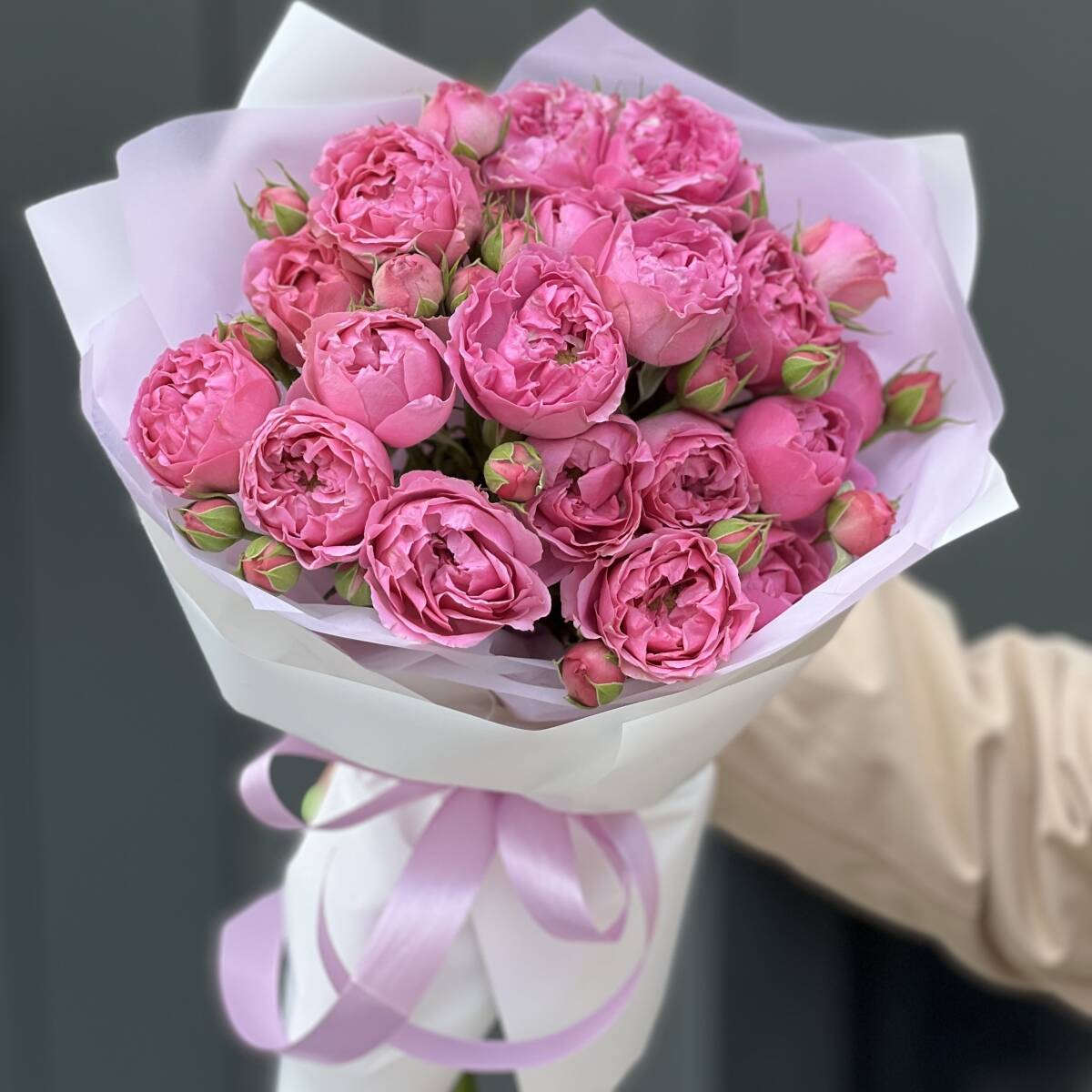 Букет Розовые сладости из 5 веток пионовидных роз