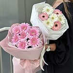 Букет Позитив из 7 мини гербер микс