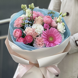 Букет Равенна из герберы, оксипеталума, диантуса и роз