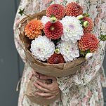 Букет Дисней из 11 георгин