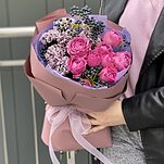 Букет Ежевичный Смузи из кустовой пионовидной розы мисти баблс, диантуса и вибурнума