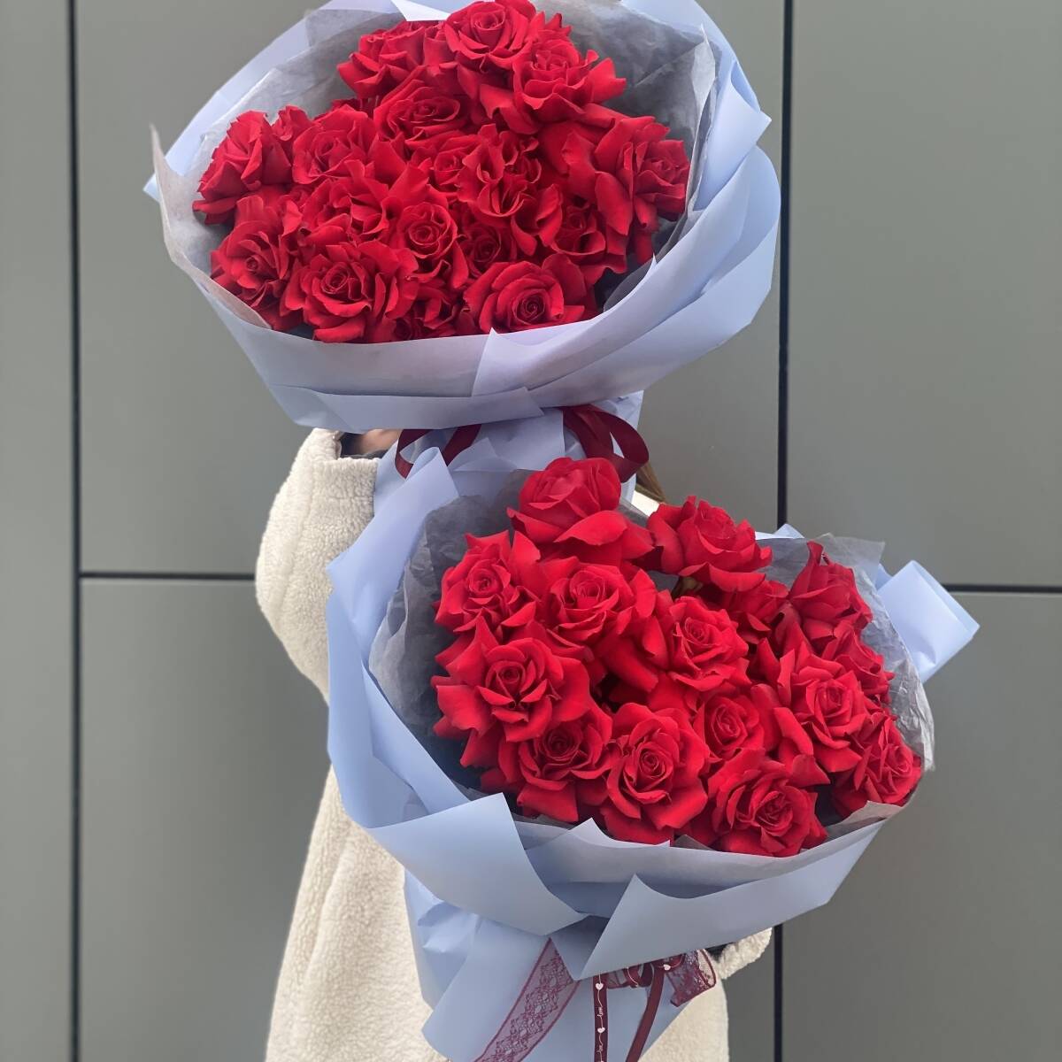 Букет Красный бархат из 25 французских красных роз