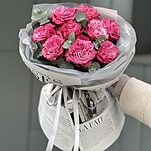 Букет Малиновое суфле из 9 роз сорта Кантри и эвкалипта