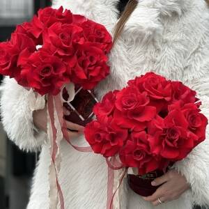 Коробка Красный бархат из 9 красных французских роз