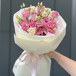 Букет Подарок для тебя из 7 веточек розовой кружевной эустомы