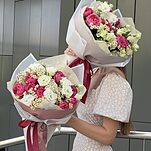Букет Романтика Души из эустомы, танацетума и кустовой пионовидной розы джульетта