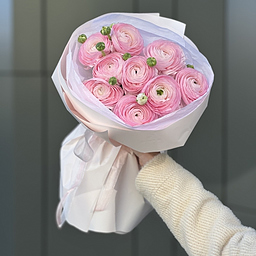 Букет Формула Любви из 9 розовых ранункулюсов