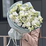 Букет Алиса из 15 веток эустомы целебрик