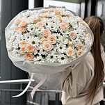 Букет Цветочные Мечты L из хризантемы и кустовой розы морнинг стар