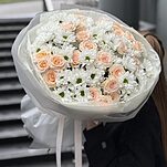 Букет Цветочные Мечты M из хризантемы и кустовой розы морнинг стар