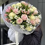 Букет Тепло души из роз и альстромерий