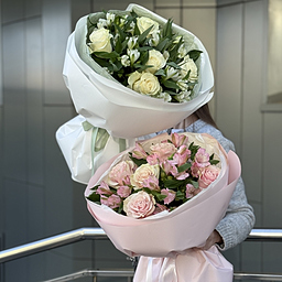 Букет Нежный Дуэт из роз и альстромерий