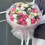 Букет Шанталь L из пионовидной кустовой розы сильвия пинк, эустомы и эвкалипта