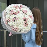 Букет Цветочная Мечта L из хризантем и кустовых роз