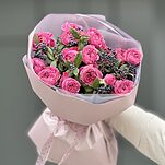 Букет Черничный микс из кустовой пионовидной розы и вибурнума