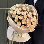 Букет Роял Блаш из 9 веток кустовой пионовидной розы