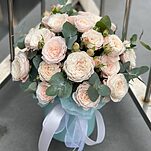 Композиция Милашка из кустовых роз Нинке