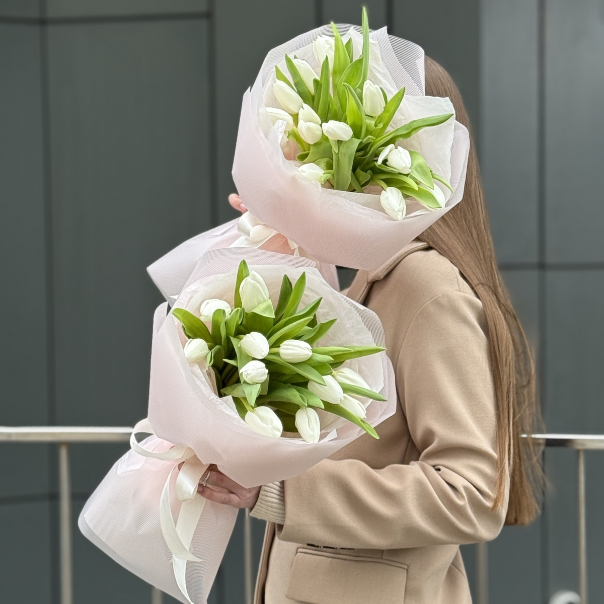 Букет Белые ночи из 11 белых тюльпанов