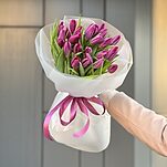 Букет Черничный Восторг из 25 фиолетовых тюльпанов