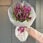 Букет Черничный Восторг из 35 фиолетовых тюльпанов
