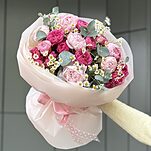 Букет Солнечные мечты M из пионов, пионовидных роз и танацетума