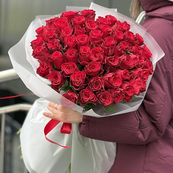 Букет Родос из 51 красной розы