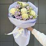 Букет Лавандовый латте из  сиреневой эустомы и  белой розы