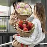 Букет Осенняя пора из георгин и паникума